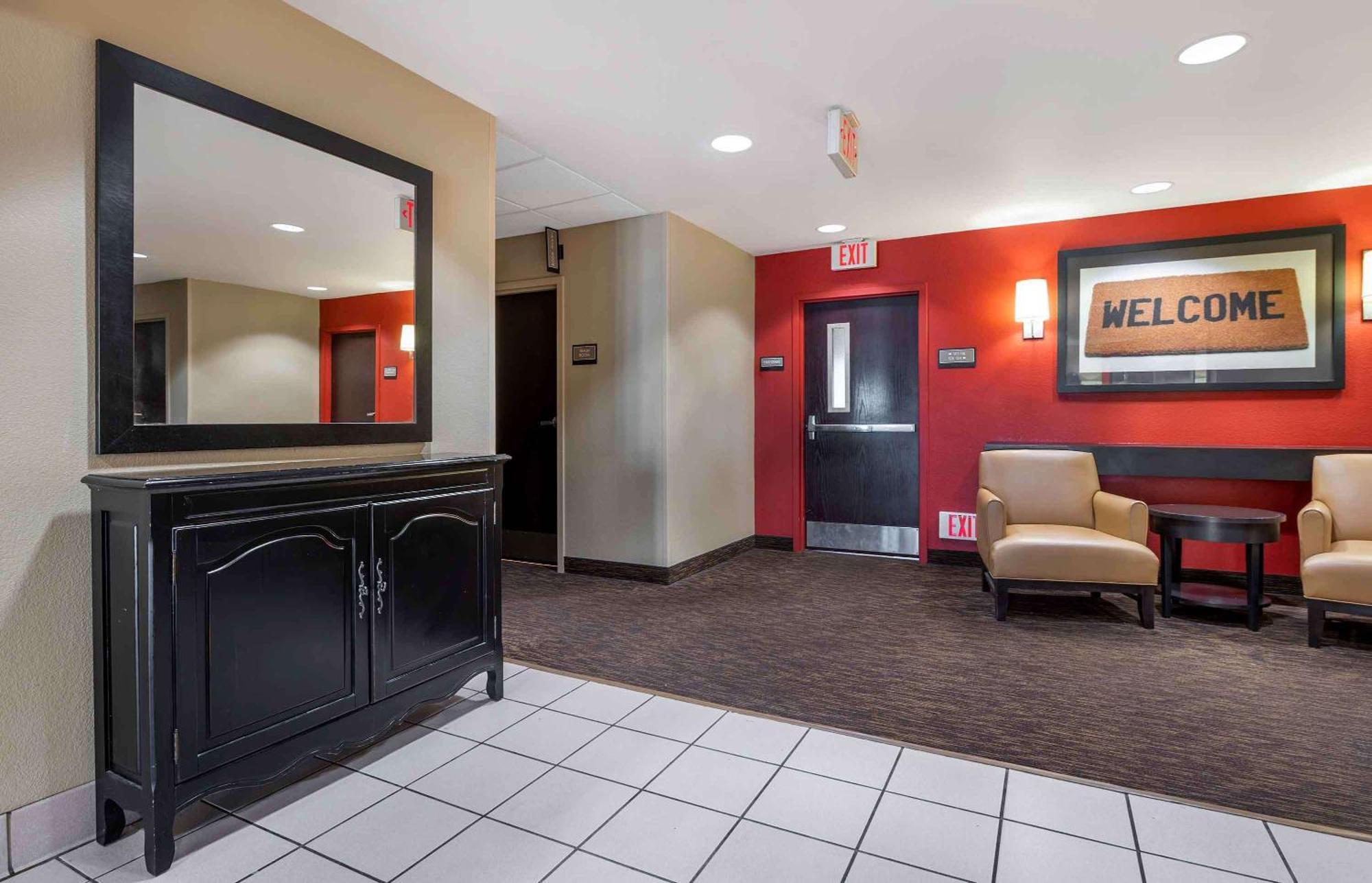 Extended Stay America Suites - Champaign - Urbana Εξωτερικό φωτογραφία