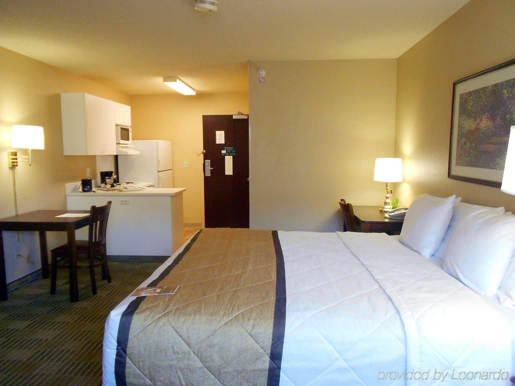Extended Stay America Suites - Champaign - Urbana Εξωτερικό φωτογραφία